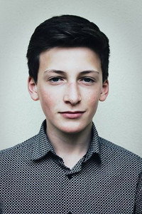 الممثل Levin Liam