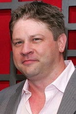 الممثل Lex Medlin