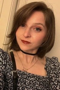 الممثل Lizzie Freeman