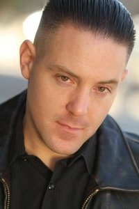 الممثل Louis DeStefano