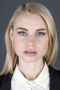 الممثل Lucy Fry