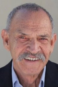 الممثل Luis Accinelli