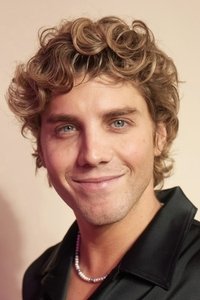 الممثل Lukas Gage