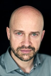 الممثل Lukas Miko