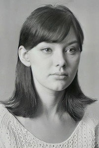 الممثل Lyudmila Saveleva