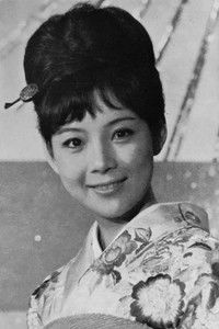 الممثل Machiko Naka
