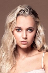 الممثل Madison Iseman
