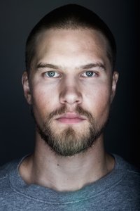 الممثل Mads Sjøgård Pettersen