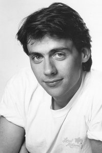 المخرج Mark Henn