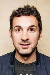 المخرج Mark Normand