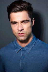 الممثل Markian Tarasiuk