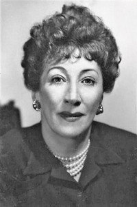 الممثل Martita Hunt