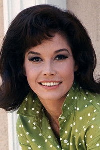 الممثل Mary Tyler Moore