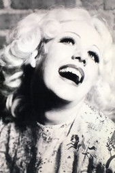 الممثل Mary Vivian Pearce