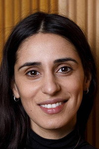 الممثل Maryam Zaree