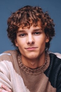 الممثل Mason Thames