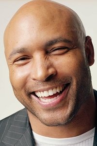 الممثل Mathew St. Patrick