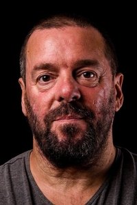 الممثل Matt Costello