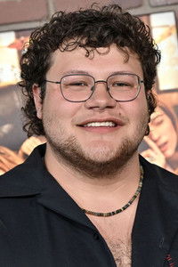 الممثل Maximo Salas