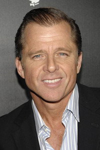 الممثل Maxwell Caulfield