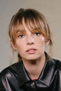 الممثل Maya Hawke