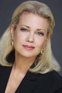 الممثل Melody Anderson