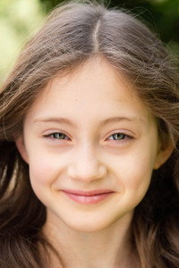 الممثل Mia McGovern Zaini
