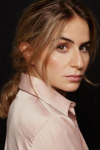 الممثل Mia Zafra