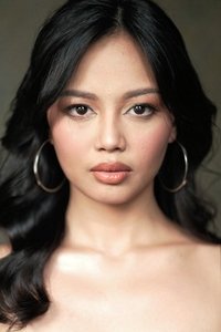 الممثل Micaella Raz