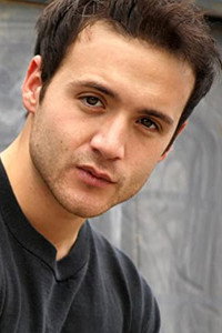 المخرج Michael Flores