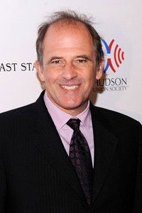 المخرج Michael Hoffman