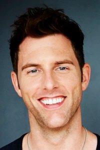 الممثل Michael Lomenda