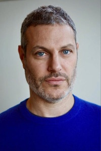 المخرج Michael Morris