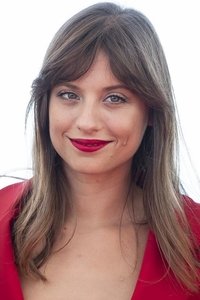 الممثل Michelle Jenner