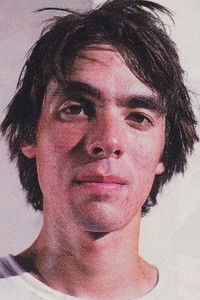 المخرج Mike Barker