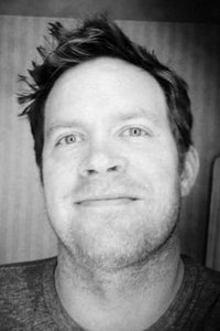 الممثل Mike Meadows