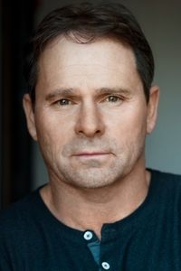 المخرج Mike Mitchell