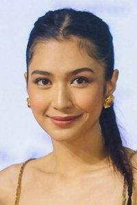 الممثل Mikha Tambayong