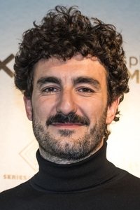 الممثل Miki Esparbé