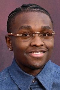 الممثل Miles Caton