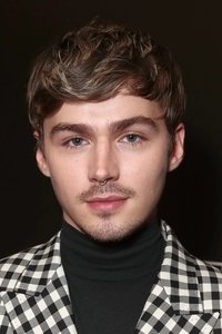الممثل Miles Heizer