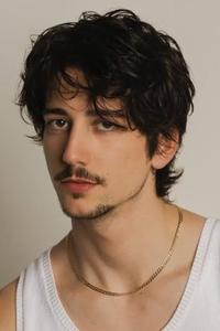 الممثل Milo Manheim