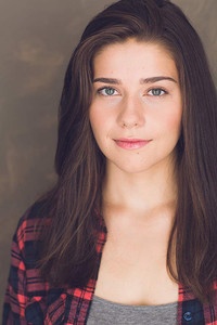 الممثل Molly Brown