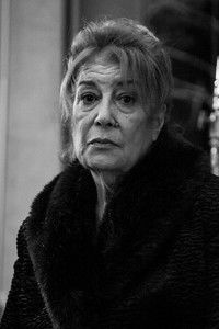 الممثل Mona Wassef