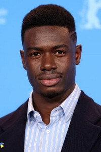 الممثل Morr Ndiaye