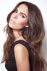 الممثل Nadine Velazquez