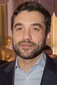 المخرج Naji Abu Nowar