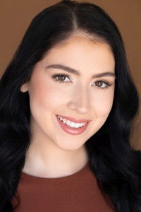 الممثل Natalie Veater