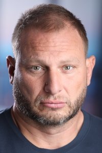 الممثل Nathan Kirby