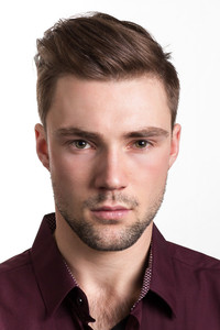 الممثل Nathan Luke